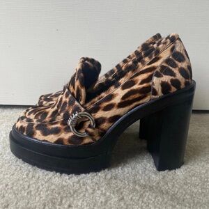 Gianni Bini Maxxwelle Leopard Print Calf Hair Block Heel Slip On Shoe Size 7M